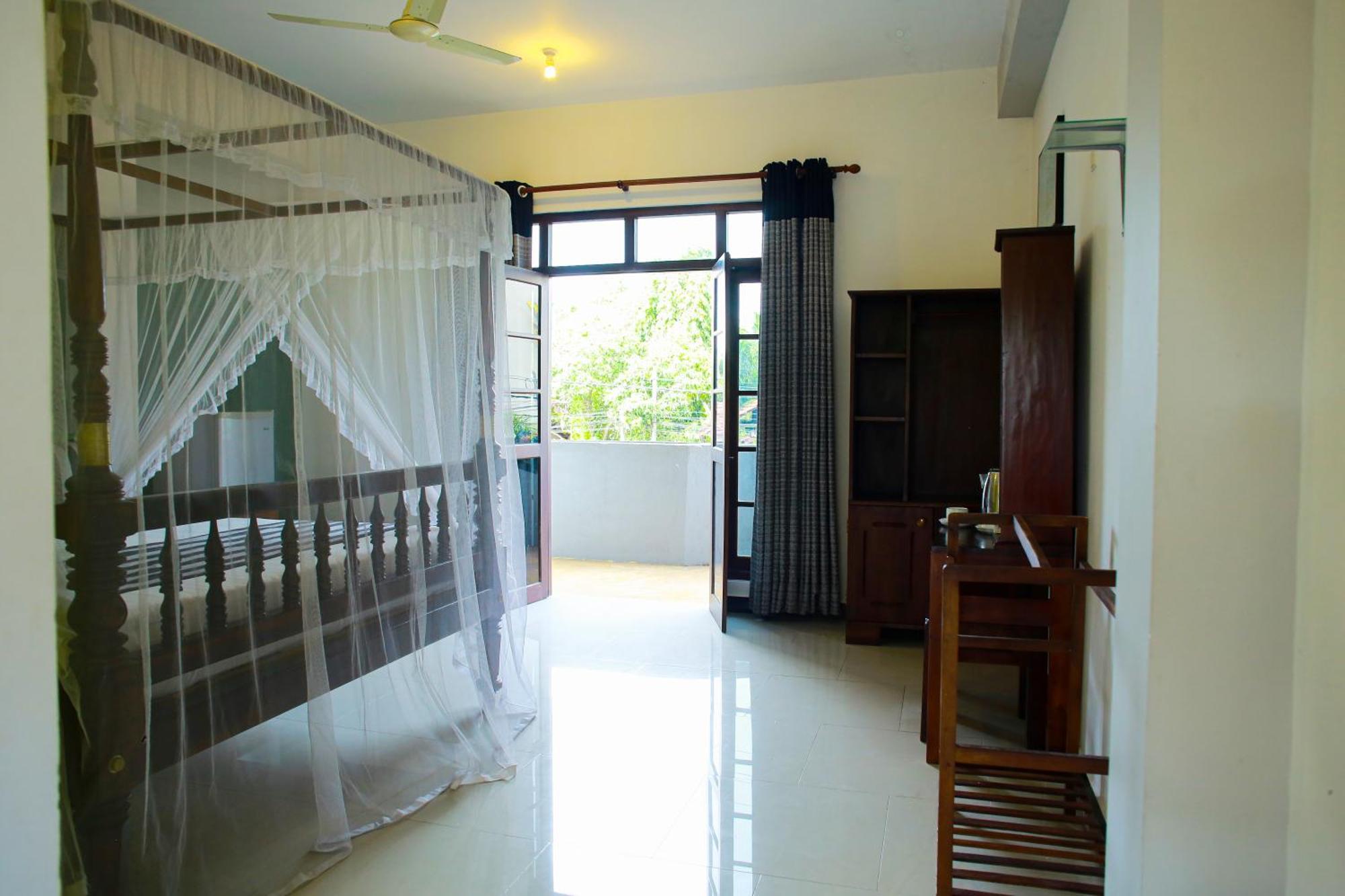 Free Lodge *